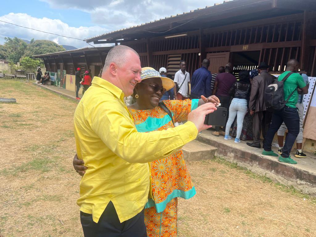 I just voted in Gabon’s first General election for @PresidentABO and for Marc Mbomoh’s list - in which I am in third position. Oyé le PDG! Oyé Oye Oye victoire cash!