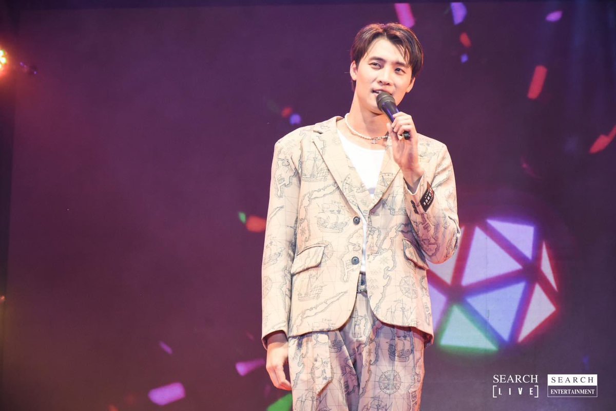 4MEANfc's tweet photo. ภาพบรรยากาศ คอนเสิร์ต “สามสี สัญจร” ของทีมนักแสดงจากละคร #กรงดอกสร้อย ณ หาดทรายโพธาราม อ.โพธาราม จ.ราชบุรี 

Cr. searchentertainment 

#สามสีสัญจร
#สามสีสัญจรxราชบุรี
#searchgroup
#MeanPhiravich 
#MeanTro https://t.co/A6YtHCWizA