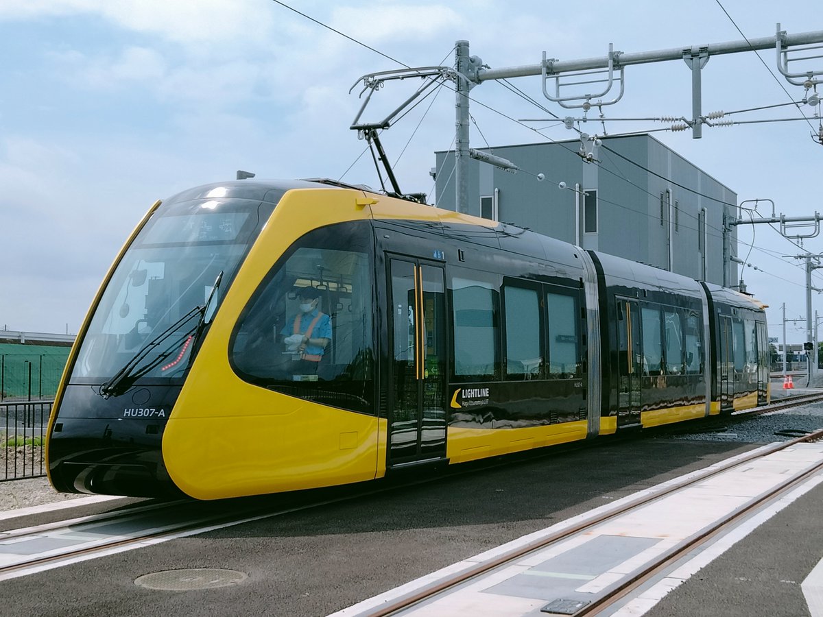 Ｓ　Ｂ　先　輩　𝙎𝙄𝙇𝙑𝙀𝙍⚡𝘽𝙇𝘼𝘾𝙆 tweet media