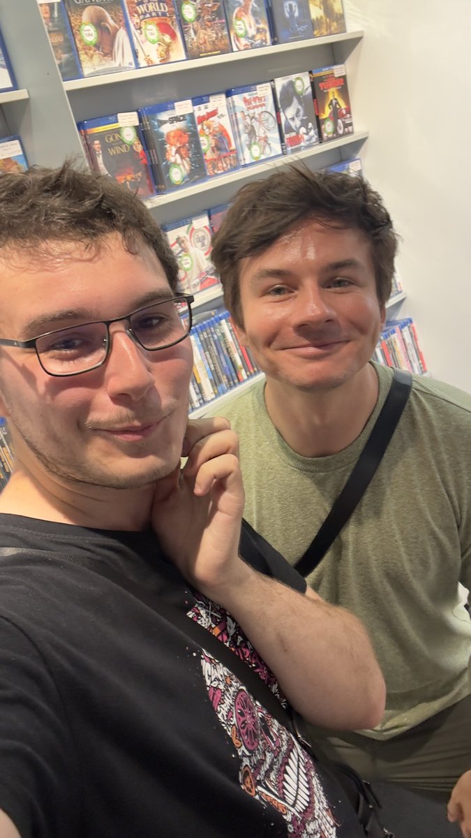 TheCritizMan tweet media