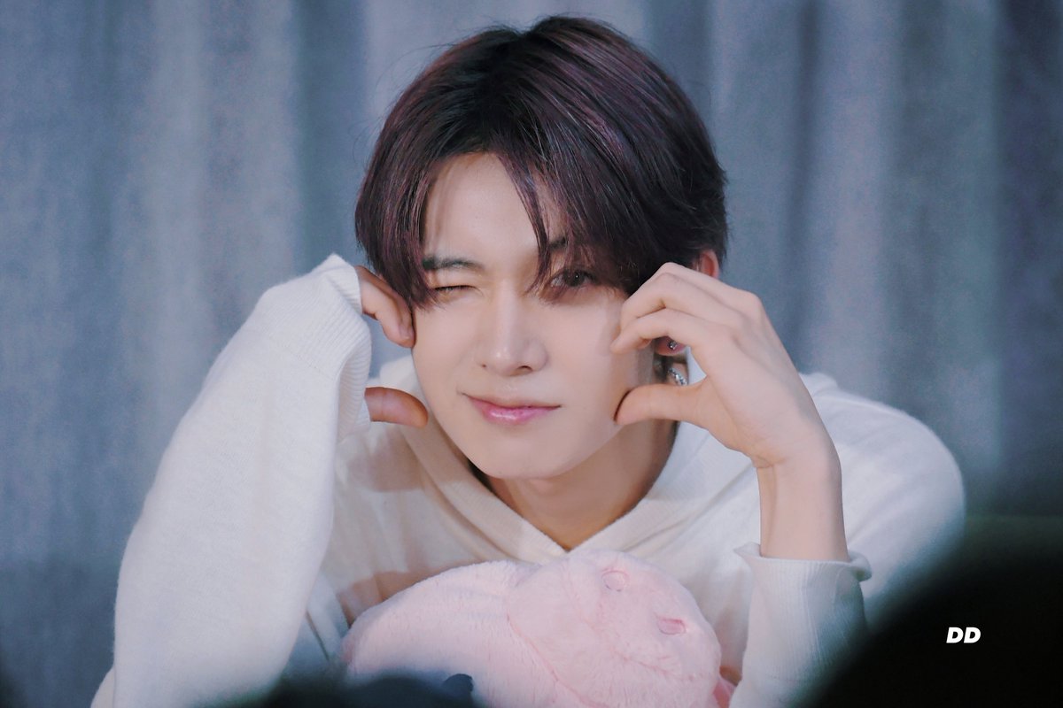 deerdiary_hs's tweet photo. ️ 〰️ 230826 

#ENHYPEN #HEESEUNG 
#희승 #엔하이픈 #히등이 https://t.co/19KvTJnNTf