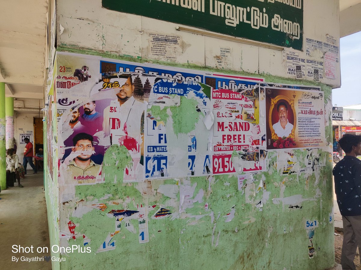 CommrPoonamall2's tweet photo. Poonamallee Municipality PMCC Program Removal of unauthorised hoadings /Poster Ward 2 Poonamallee Bus Stand
@KN_NEHRU @MawsTamilNadu @TiruvallurCollr @Chengalpet_PIU @CVasanthi2 @SwachhBharatGov @SwachSurvekshan @SwachSurvekshan @MoHUA_India https://t.co/r4xyu4PvSl