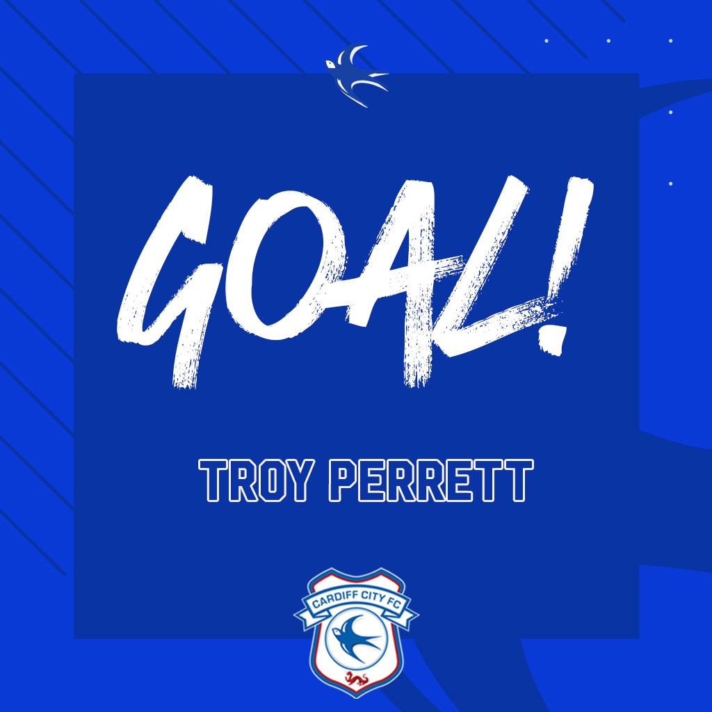 U18 | 21 - WHAT A GOAL BY TROY PERRETT! Patient build-up play on the edge of the box, before a pass is thread into Perrett, who curls a sumptuous effort into the top corner! (2-1) #CityAsOne