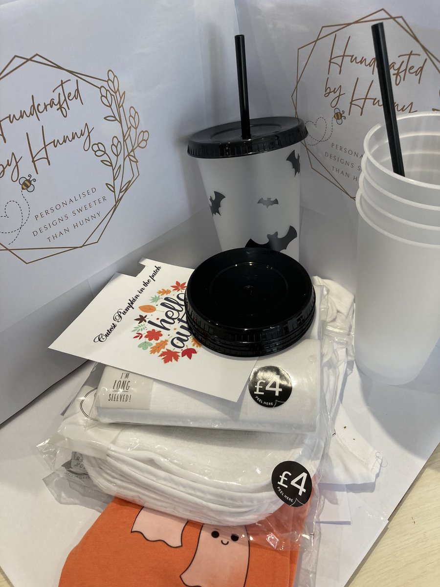 HandcraftHunny's tweet photo. Another day, another idea… Keep posted for updates and. New product launch coming soon. #newproduct #independent #business #HBH #handcrafted https://t.co/Z9SxzX51CB