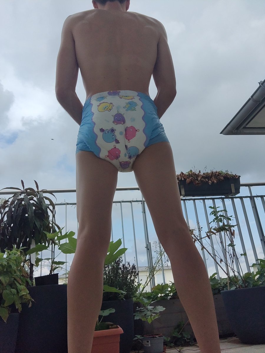 diaperhen's tweet photo. Good morning 🙃 #abdl #diaperlover https://t.co/eWbhc7gHhb