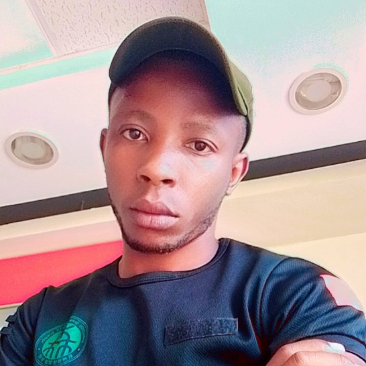Icons104's tweet photo. #NewProfilePic https://t.co/DDCPa5Jvok