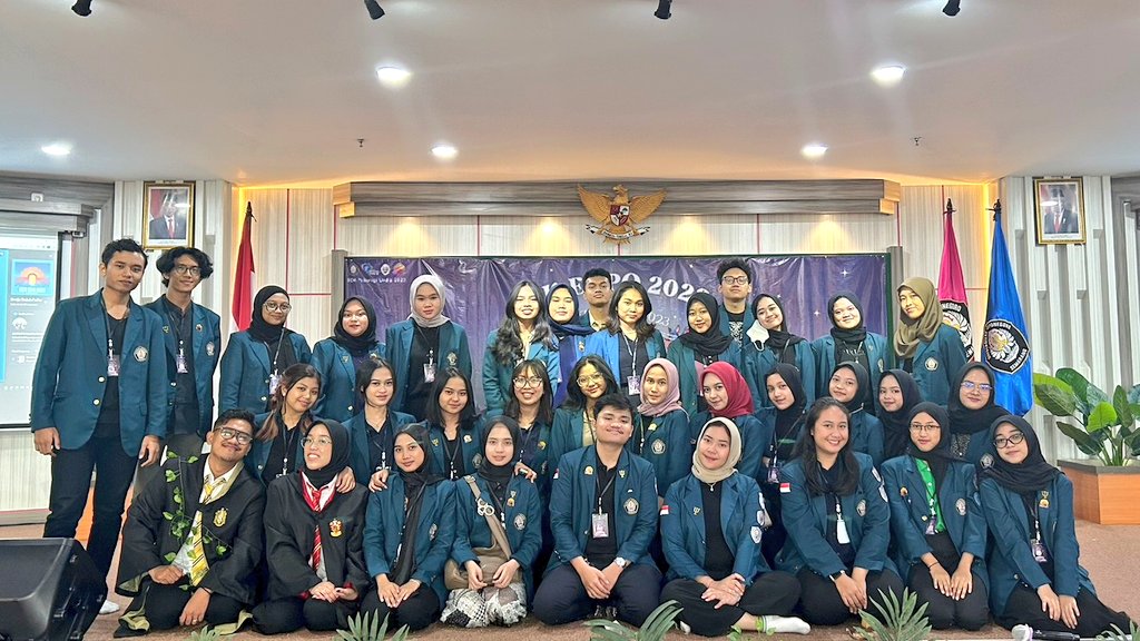 shyaacademic's tweet photo. LK-EXPO 2023 Recaapp ♡✨️
See yall on Day 2 ^3^ !!
#psystud #PsychologyStudent
#FakultasPsikologi #UNDIP https://t.co/hzfI1IsrkV