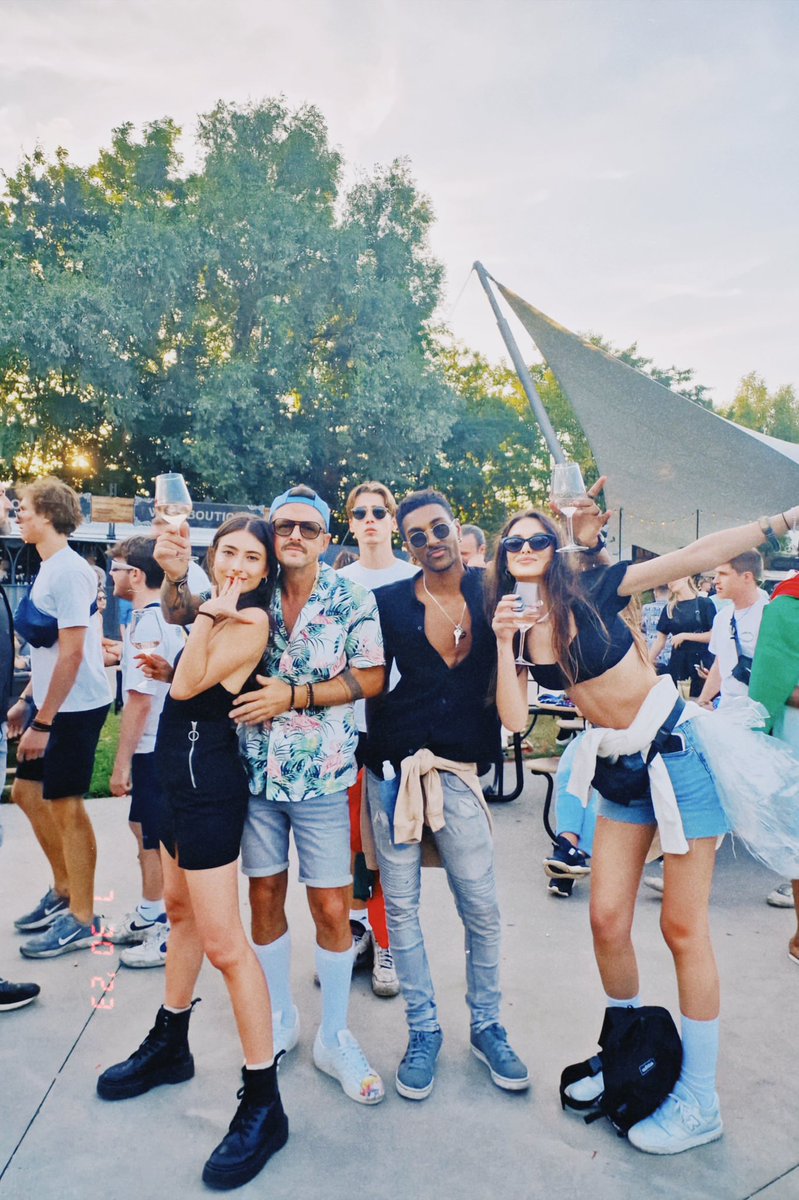 deboradengos's tweet photo. tomorrowland 2023 ♥️ https://t.co/mJ4CapuHlA