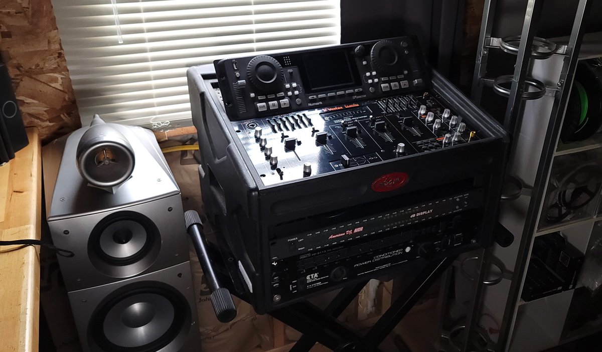 EnviousMods's tweet photo. I've been working on the sound system for the new podcast studio & it's coming together well.
#podcast #podcaststudio #modcastpodcast #enviousmods #studio #audio #diy #show https://t.co/HiP8g8olSc