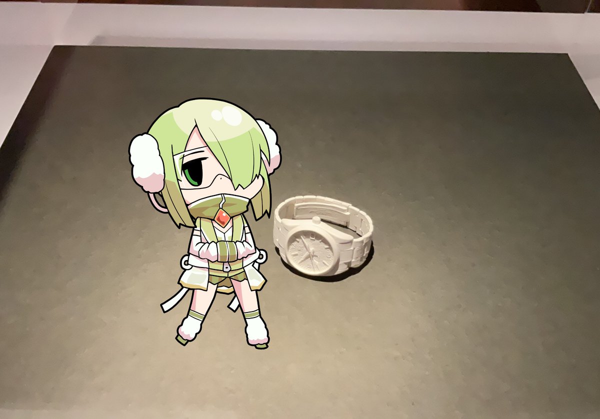 すげーメカニックな展示が！？気に入ったのでマギレコカメラ！
メカニックといえば時雨ちゃん！
だがここは美術館…メカの展示ではなかった！
ケント紙のみを用いて再現した、実物大1972年ラジオらしい！
このカッティング技術には時雨ちゃんも感動しそう！
#マギレコカメラ　#マギレコ観光　#宮尾時雨