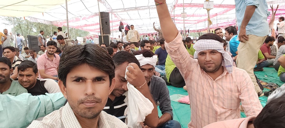 ManeeRam14's tweet photo. #बिजली_वालो_की_भी_सुनो_सरकार https://t.co/HHUPKjwYVL