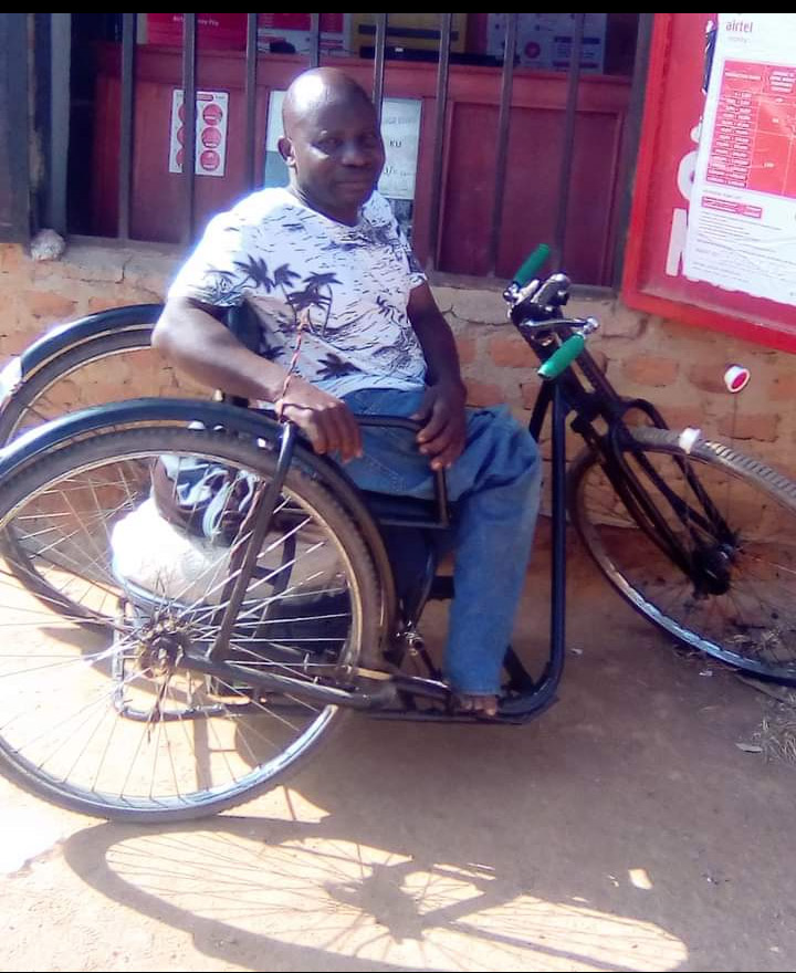 SsekamateJulius's tweet photo. I am really happy that after a long constant rounds of pressure from this gentle man, I have successfully managed to help him to get @PDMSecretariat funds and he has received it on his account. He is ready to change his life now. Thank you @KagutaMuseveni @madiphamasaka @mulindwa https://t.co/MPFK4KX6Di