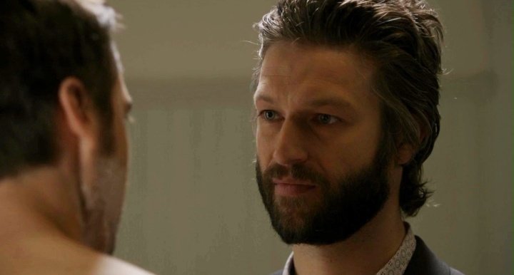 CarisiGirl80's tweet photo. Peter Scanavino in The Blacklist with a beard
This man and that beard is causing Heat Advisories 🔥🔥🔥

#TheBlacklist #CraigKeen #ChristopherMaly 
#TheBeard #Beardisi

#PeterScanavino https://t.co/FbIopVYtgT