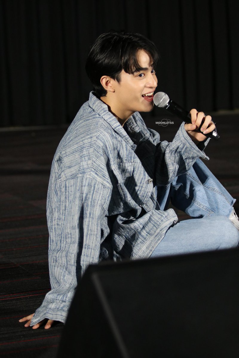 pondmaree's tweet photo. ฉันโดนน้องบาร์โค้ดตกแน้ววว🤣

#แมนสรวง #ManSuang #ManSuangFanScreening  #ManSuangwithBarcode #barcodetin #beoncloud #beoncloudth #MCPondmaree #MCมารีพรมารี https://t.co/2sawgPSOmy
