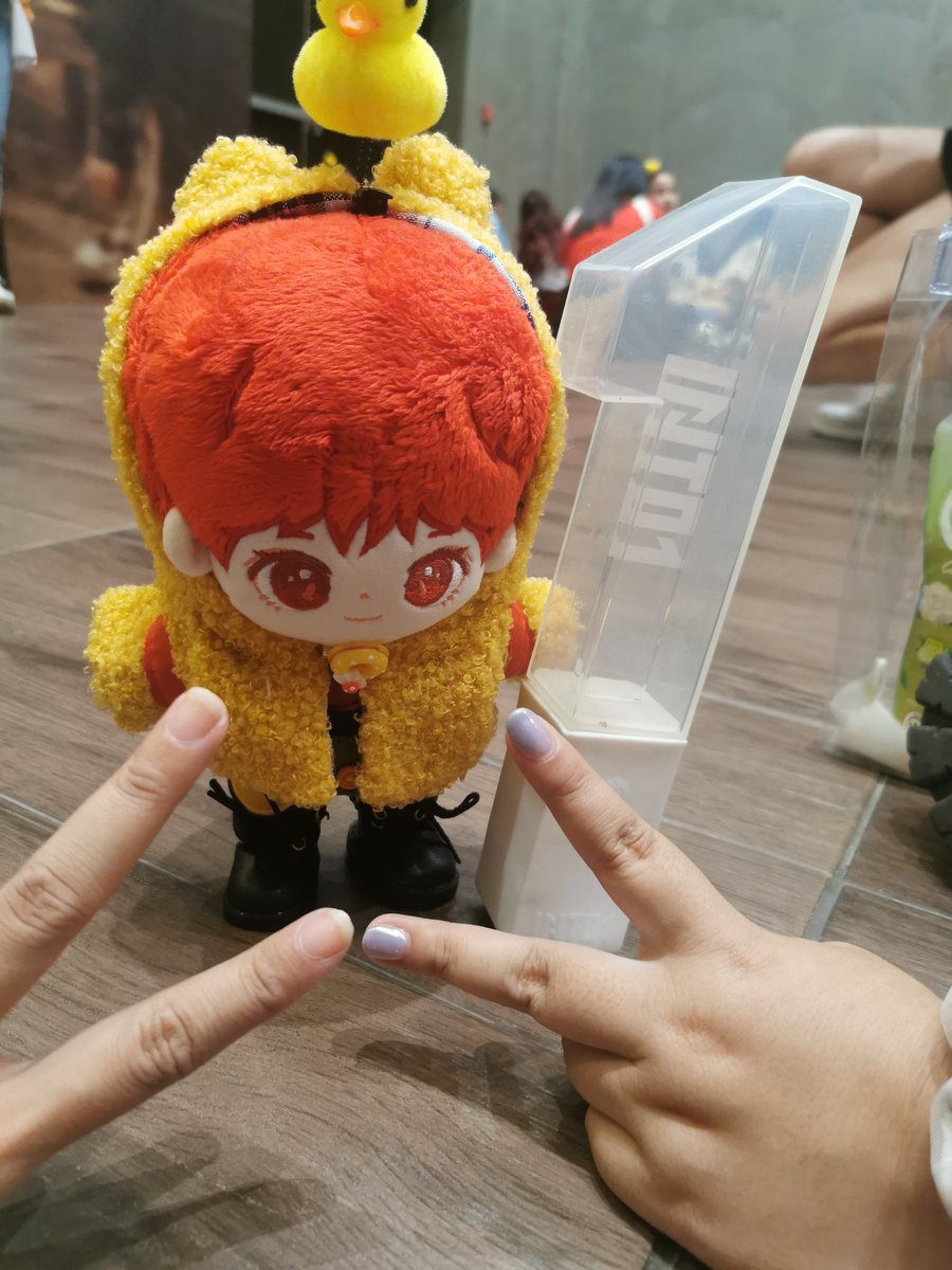 pandaorangebag's tweet photo. แอดแพนด้า​&amp;แอด405 เช็คอินจร้า​ #AK_BUSSTOPTOURinBKK https://t.co/A20uBopZDG