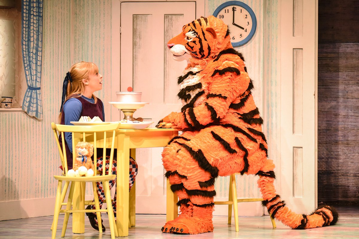 Charleshutchpr1's tweet photo. More Things To Do in York and beyond when everything stops for tea. Hutch’s List No. 35 for 2023, from The Press, York. https://t.co/kYrfuQuxHG
#TheTigerWhoCameToTea @YorkTheatre @jrtheatre #Fangfest @jowhiley @yorkbarbican #YorkshireBalloonFiesta @CastleHowardEst #Sovereign https://t.co/j0qahGqpfF