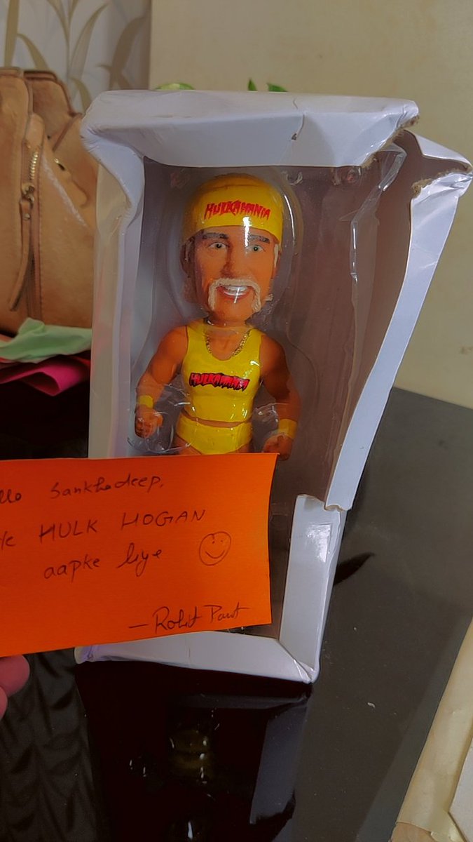 Shankhadeep_M08's tweet photo. Just recieved the gift! Thankyou so much @wrestle_chatter @3dxchetan for arranging this all #mahamitb
.
.
Wanna meet you guys soon! https://t.co/upKTvZRTES