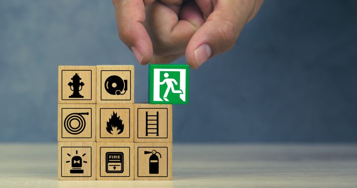 TEMDOTCom's tweet photo. Navigate the complexities of disaster recovery planning with our comprehensive guide. Learn the essential steps to ensure business continuity and swift recovery. 🌐 Read more: https://t.co/qTilfEX6Z3  #DisasterRecovery #BusinessContinuity https://t.co/EduySAan5w