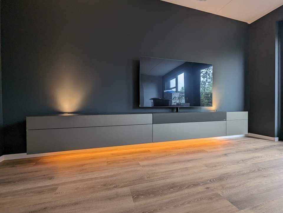 Stukadoor026's tweet photo. Stukadoor nodig. Stukadoren Dunpleister Latexspuiten Spackspuiten Glasvezelbehangen Renovlies behangen Schilderen Onderhoud. Vraag vrijblijvend een offerte aan. https://t.co/fxTTUt7KmF
#Stukadoor #Nieuwbouw #Arnhem #Nijmegen #Apeldoorn #afwerking https://t.co/9nvi5q290G