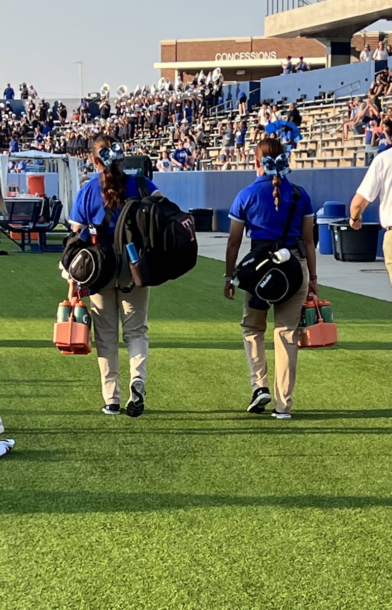 thssportsmed's tweet photo. Love these hard working kiddos! 800 WINS for @templewildcats Football - #THSATS keeping it rolling behind the scenes all day long! We were given compliments from McKinney stadium staff & officers about their manners & performance! #TempleProud @OttTempleISD @CoachStew_TTR https://t.co/P11VVkkNRb