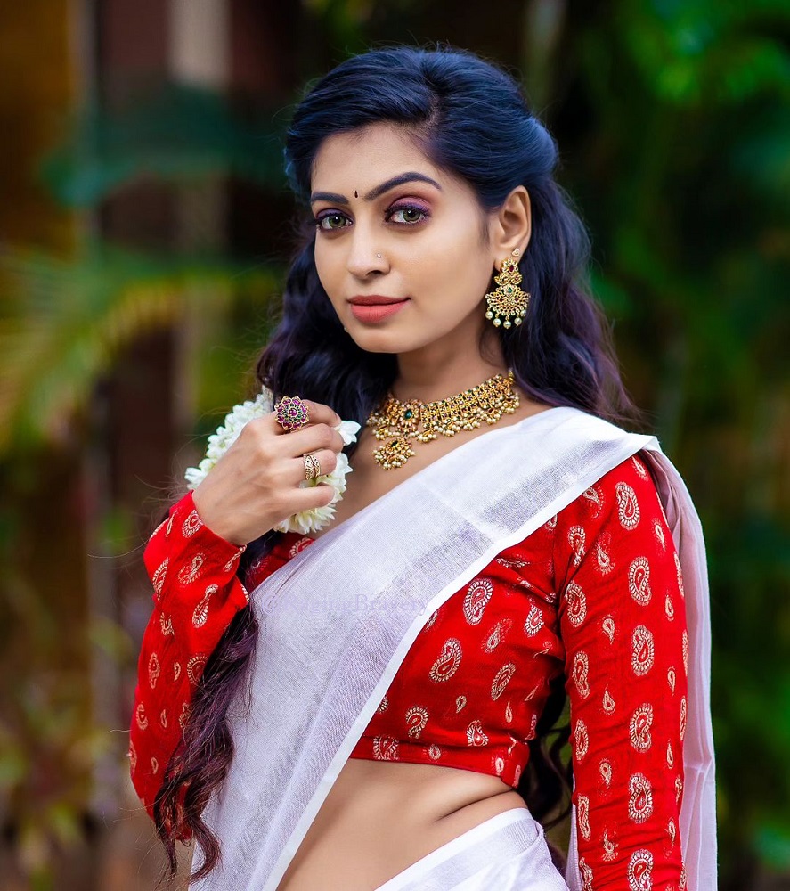 RagingBravery's tweet photo. 😍 அழகி . . 🥰 @GKuhasini 💞

#Kuhasini #KuhasiniGnanaseggaran https://t.co/0jPyVhKp6c