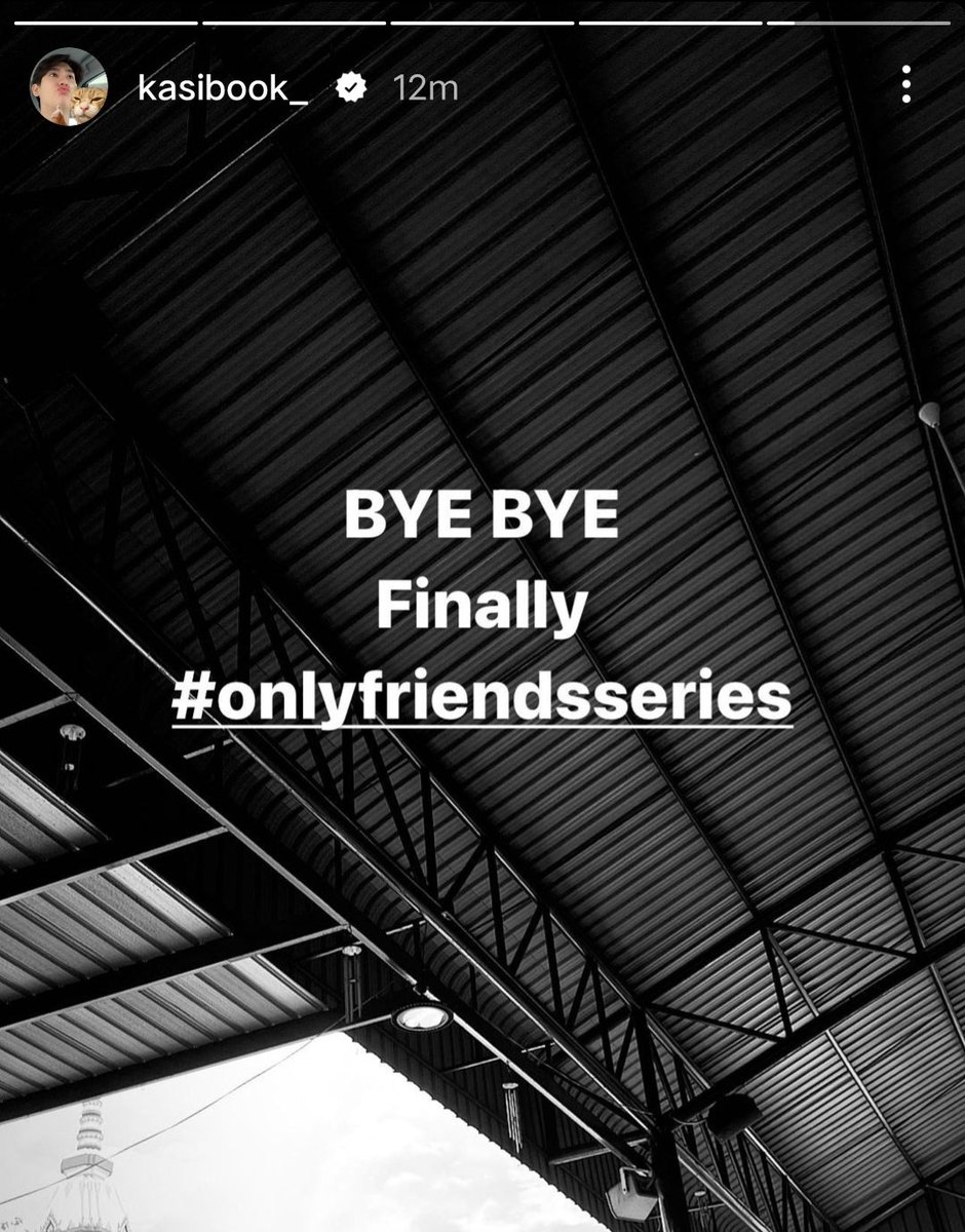__ssha__'s tweet photo. Q1 to Q29, June 5 to August 26, among 2 months to production phase 

want to say thanks to the team that put so much efforts on this series, and also create such amazing cast to let them having extraordinary chemistry ✨

sut sut na ka, geng makkk✨

#OnlyFriendsSeriesLastQ https://t.co/A1FqjoBq2L