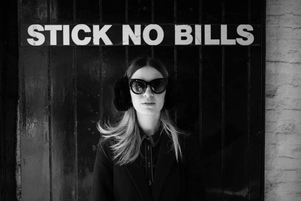 #30secondsofstreet #thecomfortofstrangers