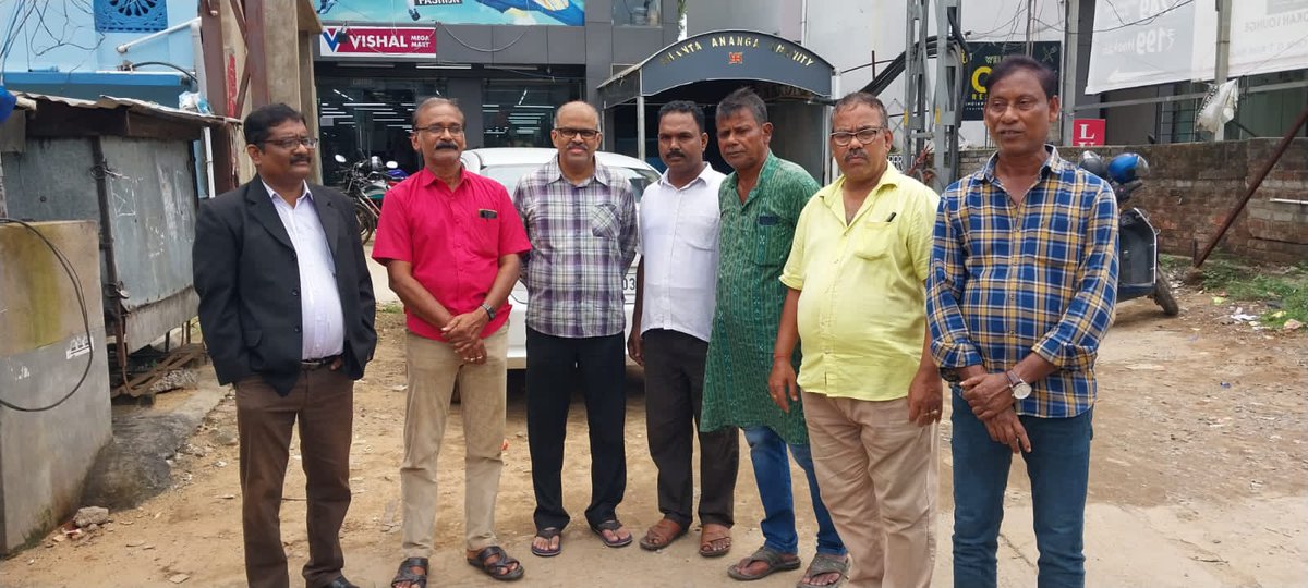 From left Utpal Mohanty, Prashant Das, Paritosh Mohanty, Shashiranjan Mallik, Shrideb, Gangadhar Biswal and  Rajesh Kumar Giri at FM Square, Baleswar