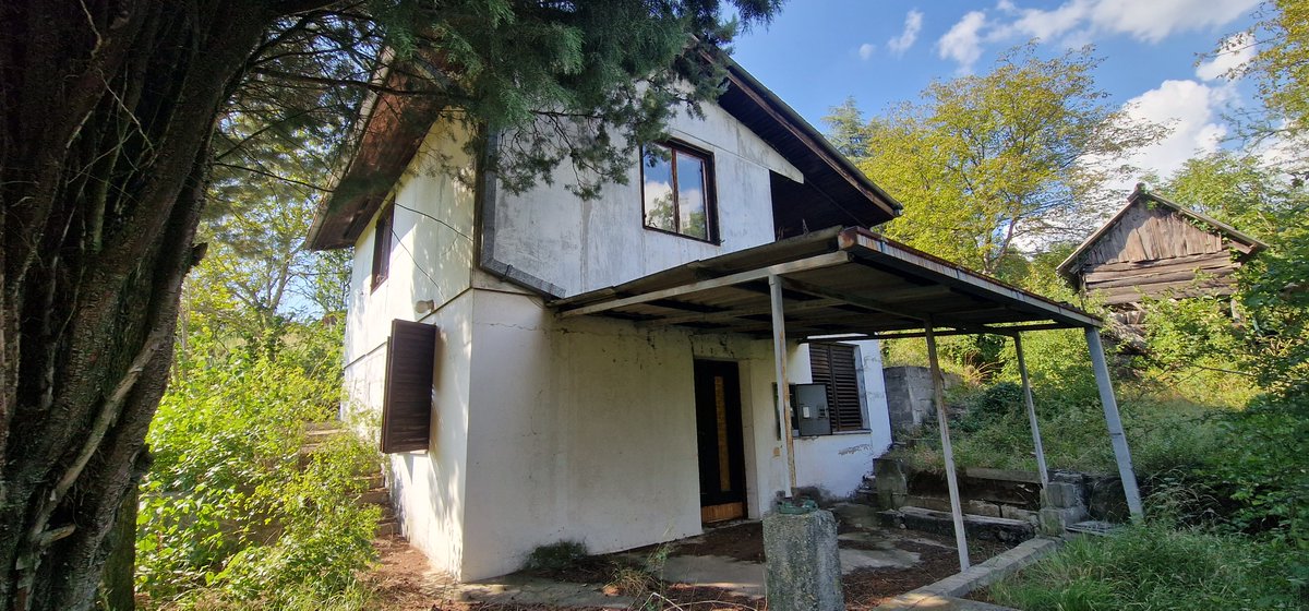 stanodavac's tweet image. Vikendica u Grockoj 15000 Evra
#Stanodavac #Grocka #nekretnine #kuće #vikendice

Video na Youtube kanalu Stanodavac