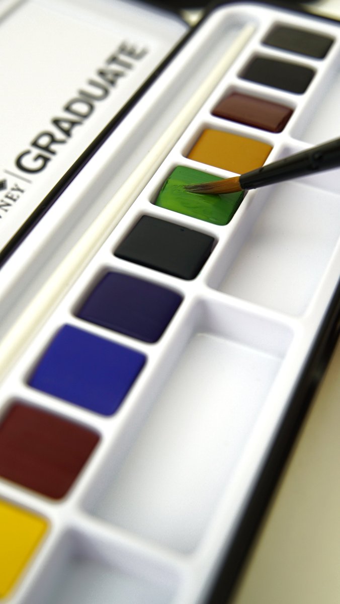 DalerRowney's tweet photo. Our Graduate Watercolours are intense and transparent watercolours with excellent working properties and lightfastness. Keep an eye out for more products in the range being released soon!
#GraduateConcept #DalerRowney #ArtSupplies #ArtStudent #ArtCourse #StudentArtSupplies #Art https://t.co/jceB9mHQfq