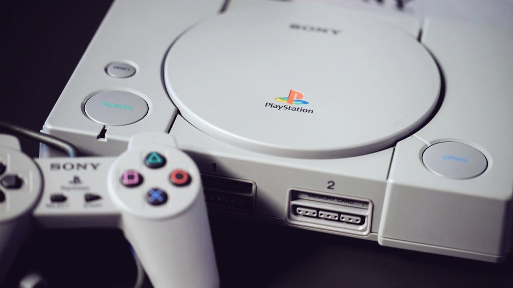 RetroBlastUS's tweet photo. You can choose ANY PS1 game to get a full modern Remake OR a sequel.

What's your choice? https://t.co/vfOtWvtlPC