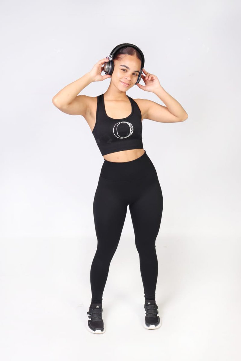 tk_mab's tweet photo. If you look good, you feel good and if you feel good,you do good.(Evoke something within)
Available for pre-order. #FetchYourBody2023 #RSAvsNZL #SAsport #supersport #Netballworldcup https://t.co/Cfw0JVO6Ga
