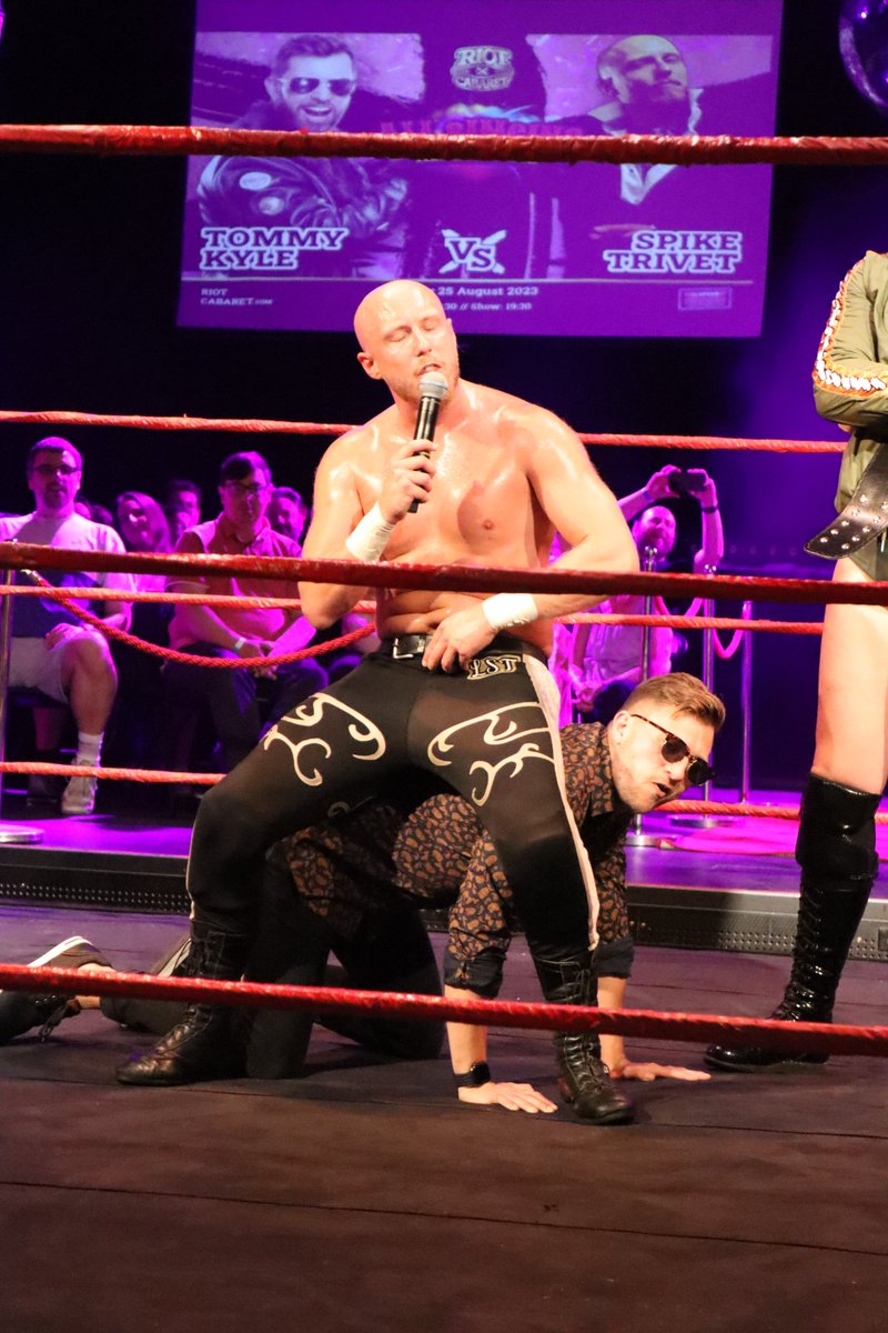 MCN_371's tweet image. I think @JustJoeLando would like to see this (I want to see more beef between Joe and Murdoch!) 
@RiotCabaret All Singing All Dancing @ Clapham Grand, London
25 August
#SpikeTrivet @murdoch_pw