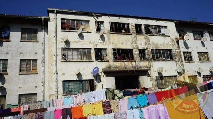 samuel_mijo's tweet photo. The government can do better for people of Mbare. People of #mbare you deserve more. #righttoshelter #righttocleanenvironment #dignified living. https://t.co/W8rTDf6yFt