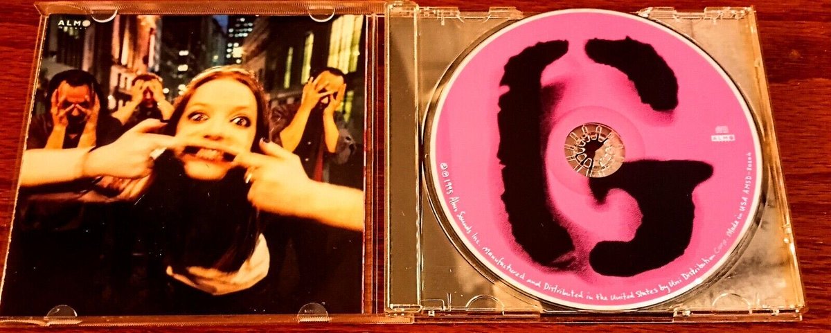 FrankMalfitano's tweet photo. CLASSIC LP OF THE DAY: Happy 57th 🎂 to talented, charismatic #Scottish #singersongwriter #ShirleyManson of #Alternative #TechnoRock band #Garbage here’s their popular &amp; acclaimed 1995 #debutalbum featuring hits ONLY HAPPY WHEN IT RAINS, QUEER, STUPID GIRL, VOW, MILK #1990s #Lp https://t.co/5wCTD05wIB