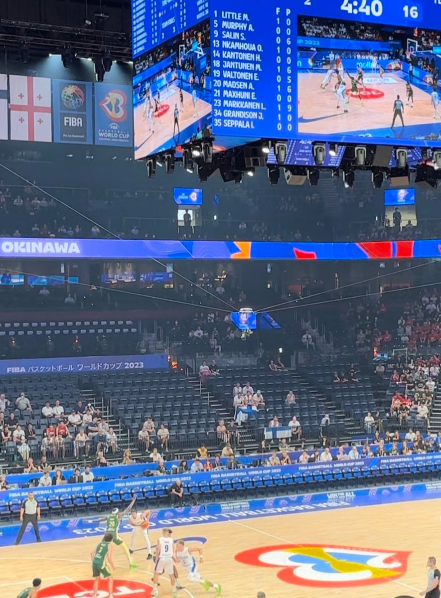 tkzwgrs's tweet photo. 🏀全世界から32ヶ国が参加する『FIBAバスケットボールワールドカップ』が開催される
↓
開催国は日本/フィリピン/インドネシア
↓
バスケ人気の盛り上がりもあって観戦チケットの“完売”が続くも、なぜか試合では良席がガラガラに…
↓
選手やファンから不満が噴出する

#FIBAWC 
#FIBAWC2023 https://t.co/XtdRElzpHa