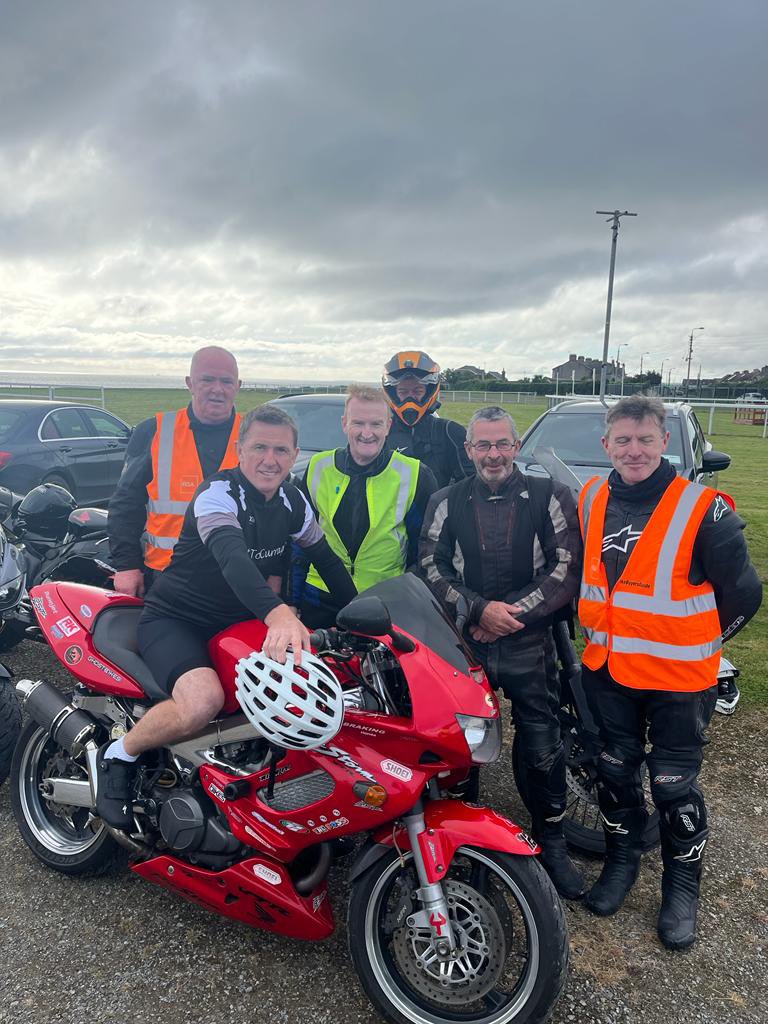 AP_McCoy's tweet image. Heading off on the Coast To Curran charity cycle in aid of @cancertrials_ie.

Hopefully I get a choice of bike !! 

I’m sure Pat Smullen would be looking down on me with a smile