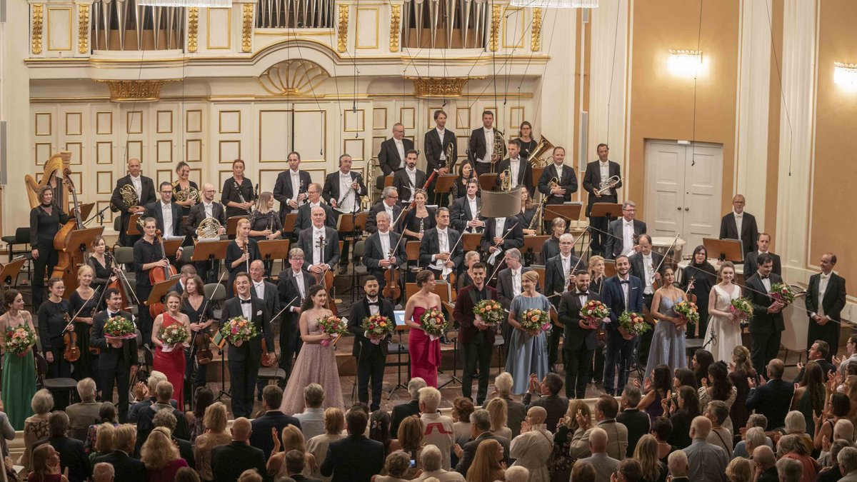 Magnificent - that was yesterday's final concert of the 'Young Singers Project' participants 2023, who thrilled the audience with powerful and unique voices. We wish the first-class singers all the best for the future and hope to see them in Salzburg soon 💐 📸 SF/Marco Borrelli