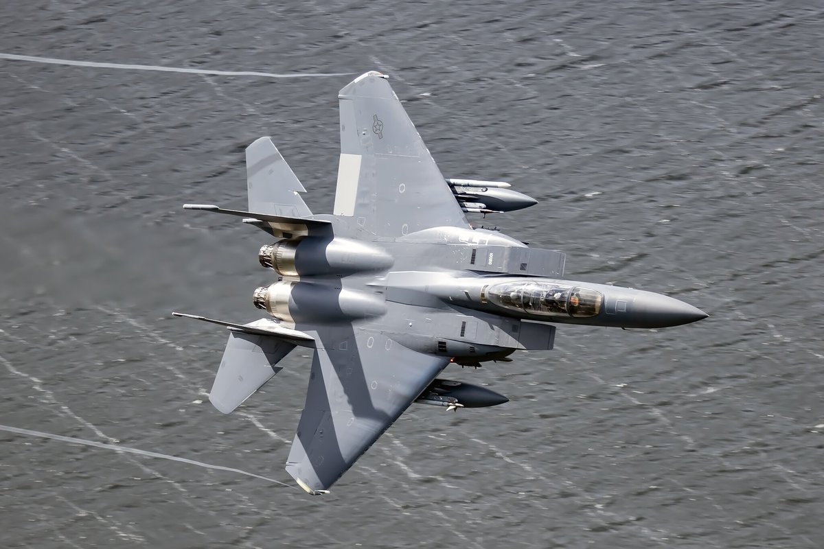 alan_greenhalgh's tweet photo. Down the Lake.
USAF McDonnell Douglas F-15E Strike Eagle https://t.co/HIWR1EW5fv