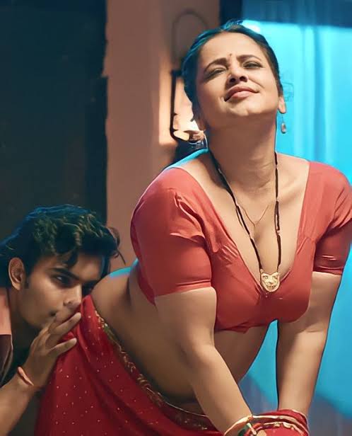 Durga_devimaa's tweet photo. Mohalle ki sabse amir sabse ghamand wali aurat hu.. Lekin mere jaalim saand bete @saimkhano23 ke liye bas uski dudharu gaay... Apne mote hathiyaar se isne aise lagaam khichi hai mujh par ki bas ch*udne ke liye taiyar ho jati hu. 

Bete ki property ban chuki hu main ab to💋 https://t.co/BR1ga3i3Il