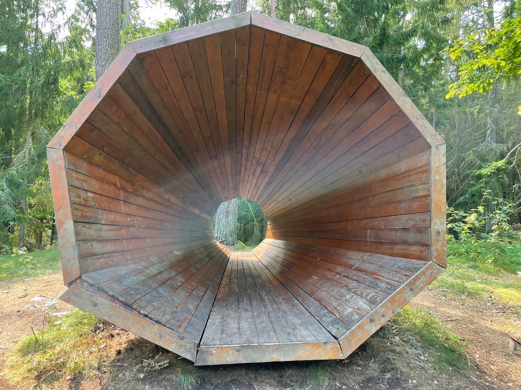 millhopemusic's tweet photo. Forest gramophone on the Curonian Spit/Lithuania. Sound follows in one of the next posts.  

#lithuania #curonianspit #kurischenehrung #grammophon #outdoor #forest https://t.co/4hqA2Je64J