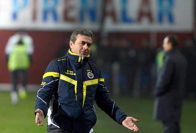 👀 SORU | TFF, malum takım avrupada olmasaydı maçları gerçekten ertelermiydi? 

📅 2012-2013 sezonunda Fenerbahçe 64 resmi maça çıktı. Her 3 günde bir maç oynamıştı.