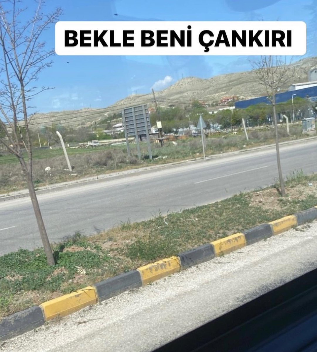 Hoşlandığım kız böyle bir şey atmış bende karşılık verdim görüldü attı sizce etkilenmiş midir