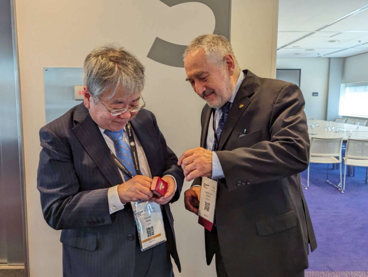 JCIRC_IPR's tweet photo. WHF-JCS Leadership Meeting@ESC2023
✨ESC2日目がスタート致しました✨
World Heart Federation とのLeadership Meetingからスタートです！
World Heart Day及びハートの日の活動について意見交換を致しました❤
＃JCSinESC @escardio @JCIRC_IPR @J_Circ_Assoc 
JCS secretariat office Y https://t.co/2L4IzYfPS1