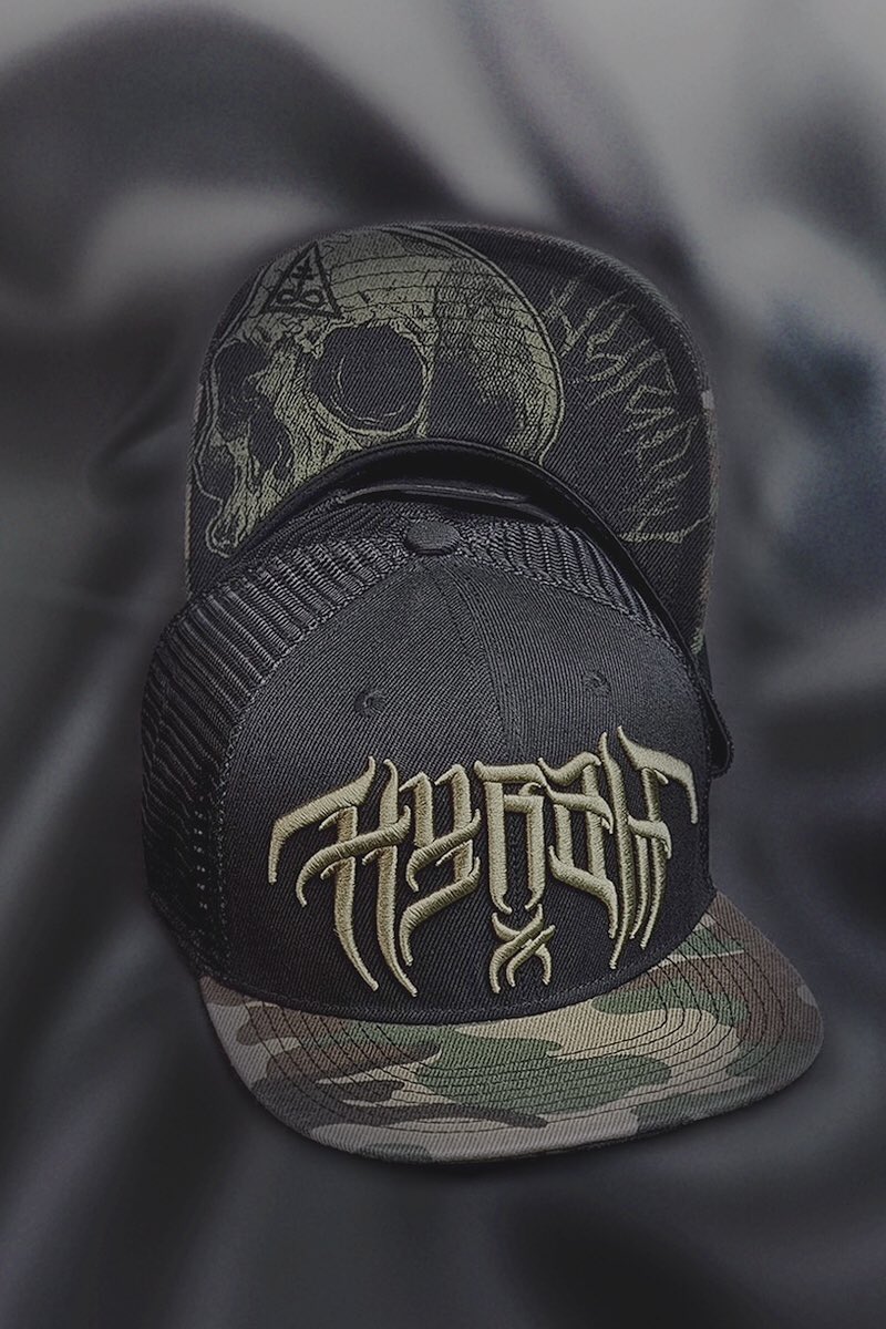 LugusAsylum's tweet photo. #Casquettes #Caps #Berretti #Hyraw #France dispos à #ASYLUM @Lyon 💀🧢☠️
#Passion #Skull #Crâne #TêtedeMort #Octopus #Cthulhu #Death #Casquette #Cap #Rock #Metal #Gothic #Macabre #Look #Style #StreetGoth #Mode #Shopping #ShoppingLyon #LyonShopping #LugusAsylum #ASYLUM #Fashion https://t.co/kCm3Moc7Be