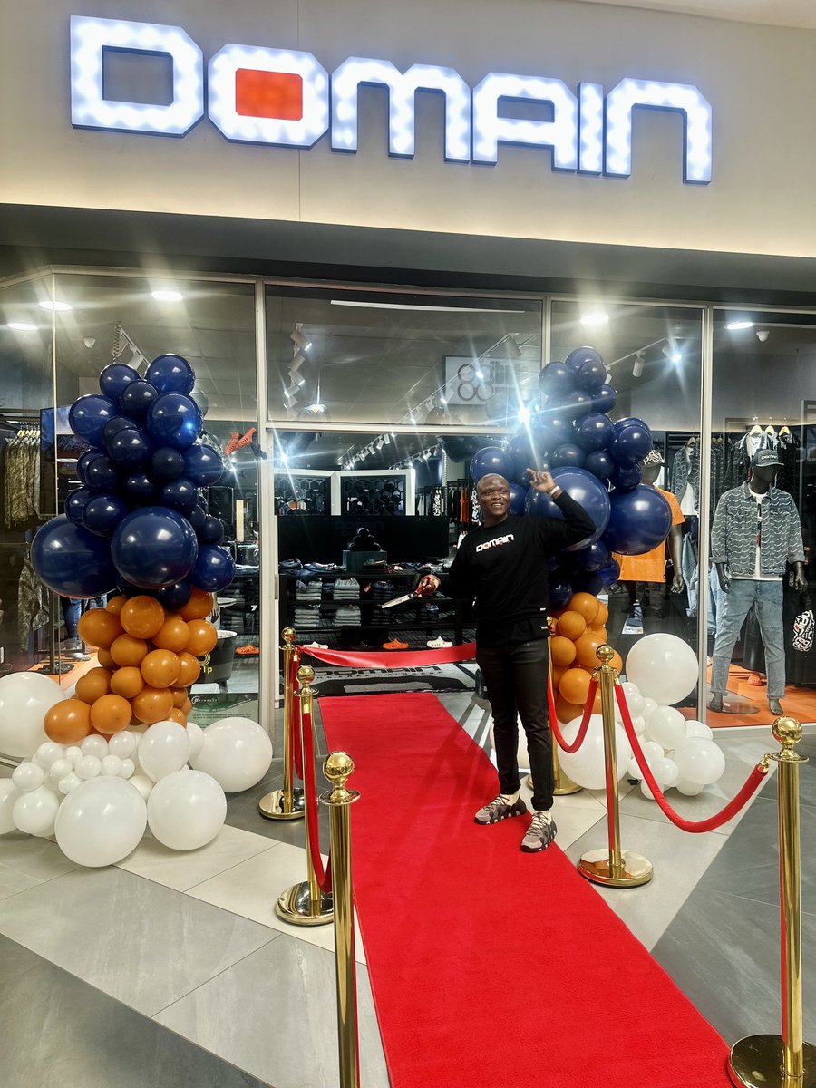 LekauSehoana's tweet photo. Our 1st Store is Officially Open in Vosloorus’ Chris Hani Crossing. 

Please do check us out. ⁦@DomainJeans⁩ https://t.co/OGMmd1IEpV