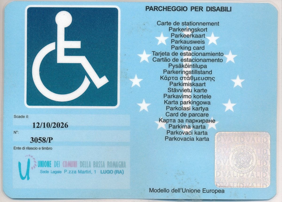 neetally's tweet photo. Un bell'applauso all'organizzazione del Minardi Day che ha riservato ben 10 (dieci) parcheggi per disabili (ma non saranno troppi?) e tutti esclusivamente su prenotazione. Stranamente i posti sono andati tutti esauriti in fretta (ohibò?) e se sei l'undicesimo cosa succede? 👇👇👇 https://t.co/XQHcRYO6aE