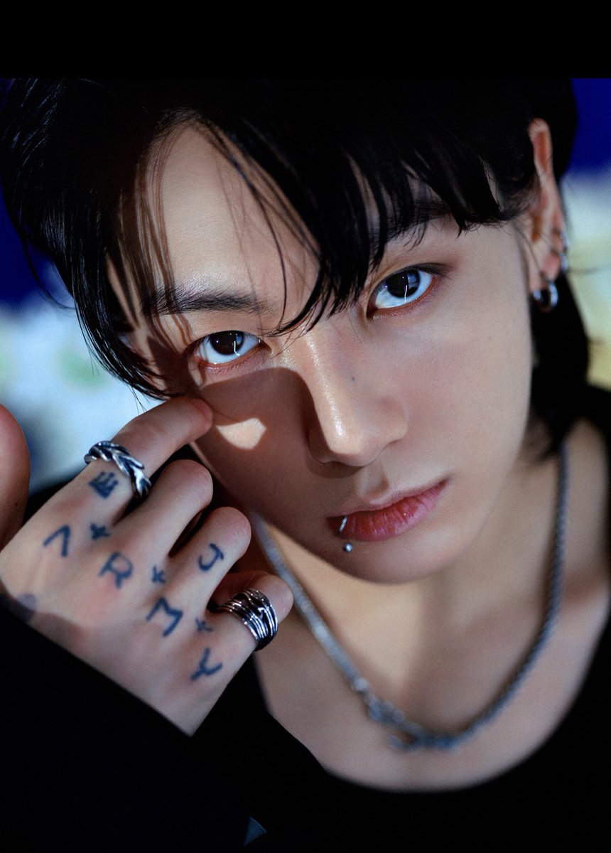 Bangtan7_Stream's tweet photo. "Seven" by #JUNGKOOK remains at #1 on Spotify's Global Daily Top Songs with 8,948,426 (+1,476,724) filtered streams. It has now spent 42 days at #1! https://t.co/gLXhk9lJeB