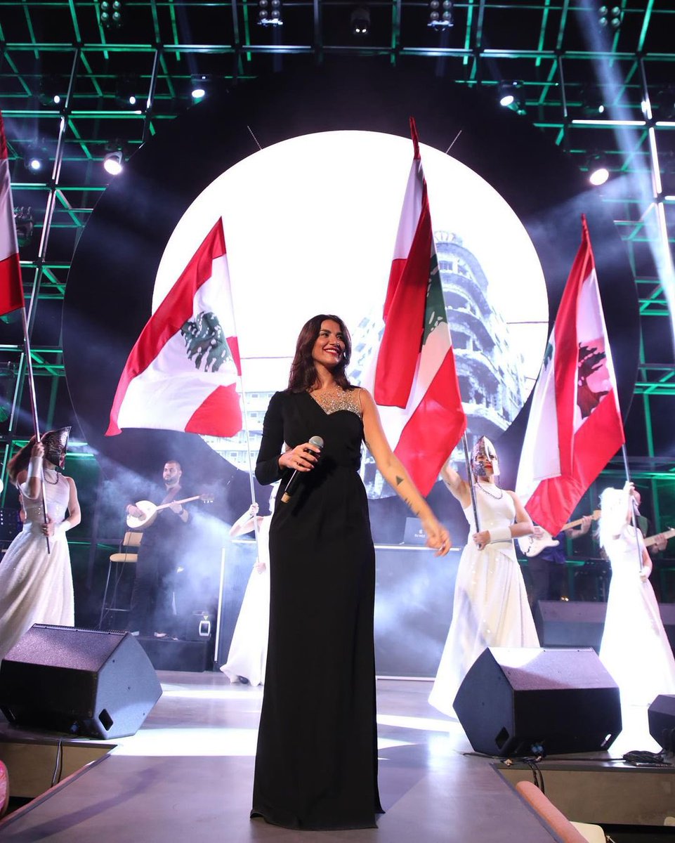 بفقرك بحبّك و بعزّك بحبك ❤️

بحبّك يا لبنان 🇱🇧

#FarahNakhoul | #فرح_نخول