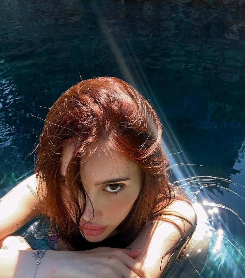 Nancyy2296's tweet photo. I'm a 17 year old girl living in Los Angeles, coming to Twitter for the first time, hoping to meet some guys who can take me on a tour or accompany me, if you are also interested, please follow me ＃follow  ＃friene #BBNaijaAllStars  #MeToo  #TrumpMugShot  #JawanTrailer https://t.co/r4VzXq1rC7